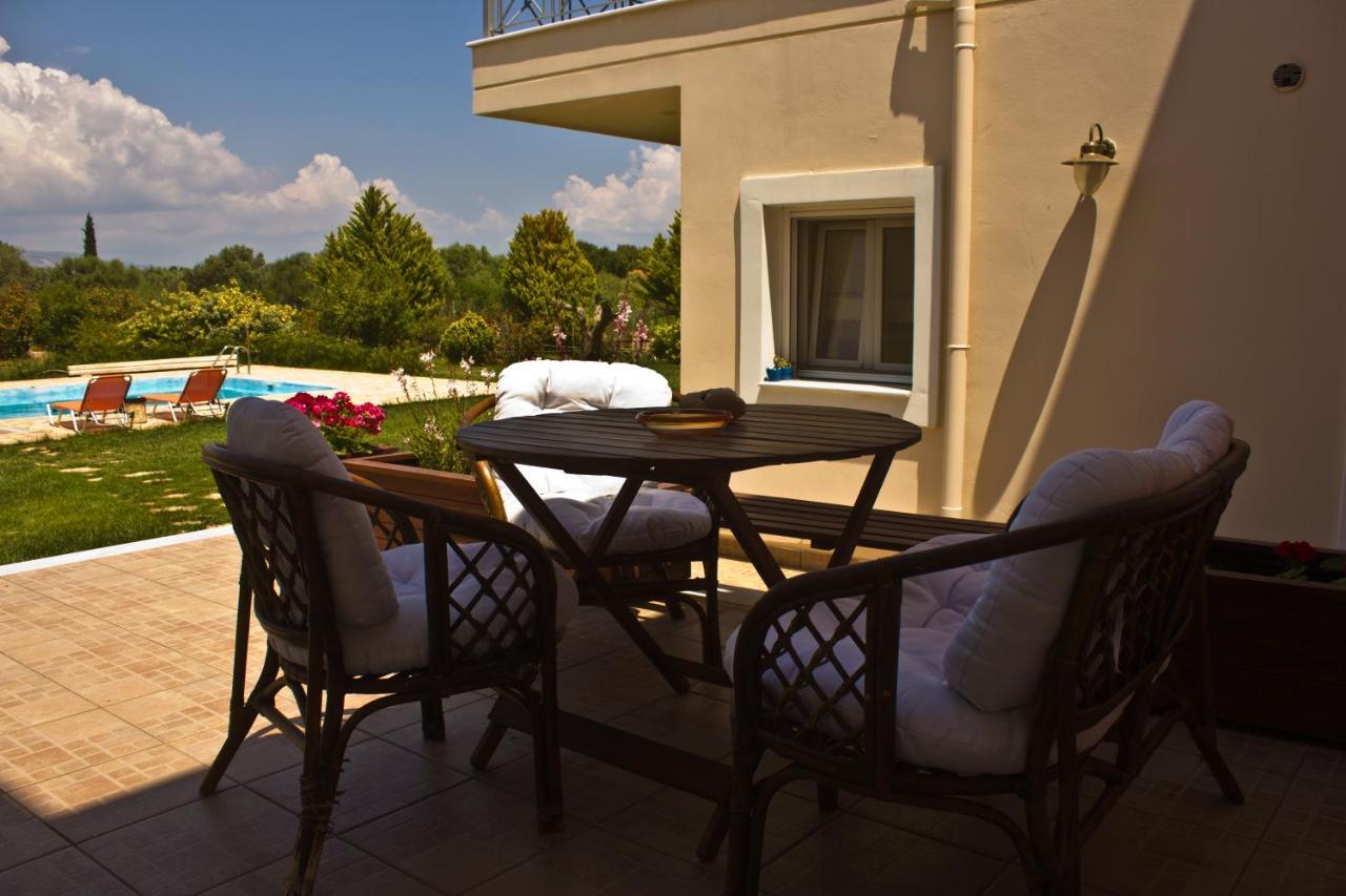 Brina'S Luxury Apartments Agioi Apostoloi  外观 照片